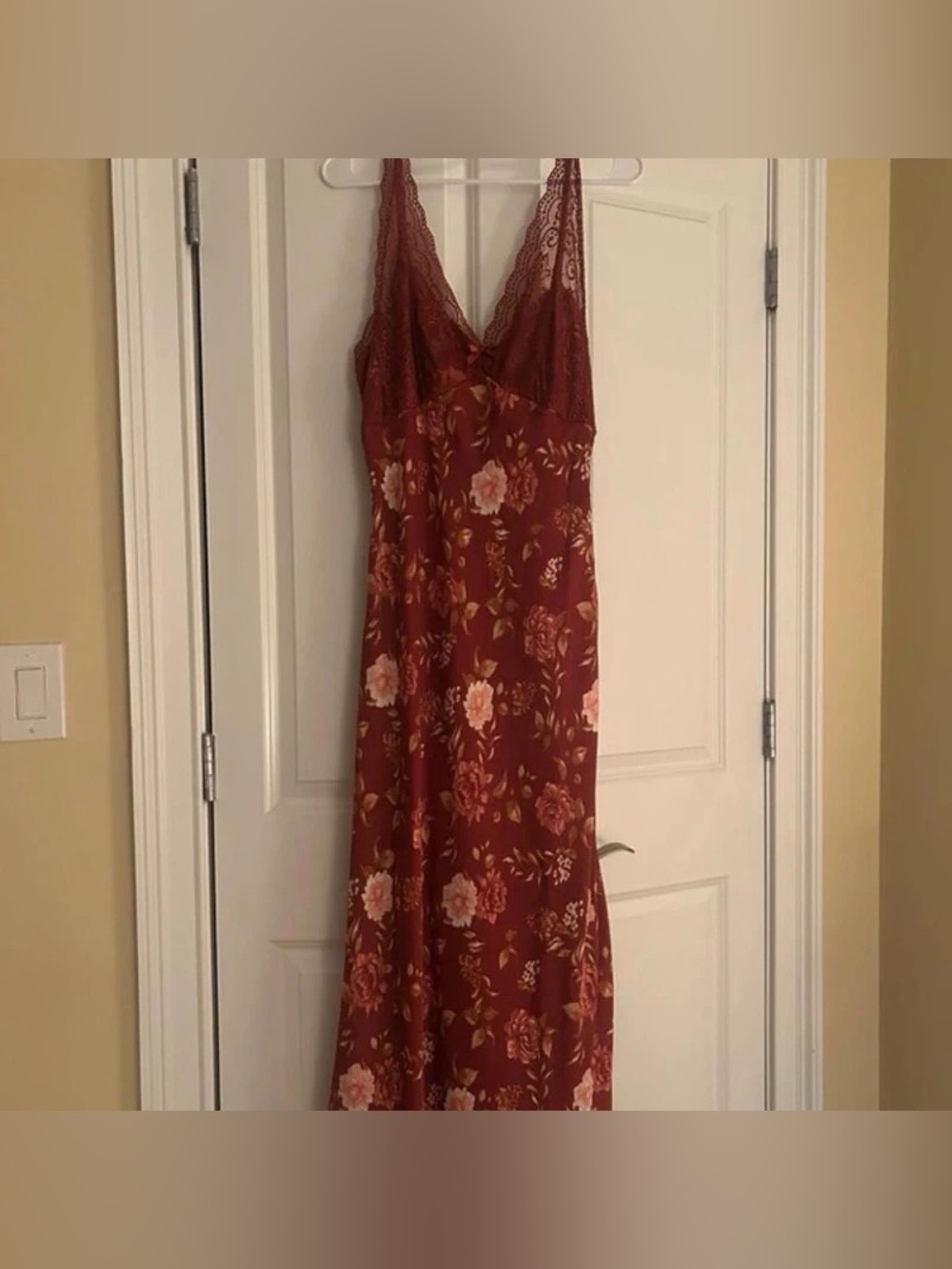Floral Lace-Trim Midi Slip Dress in Burgundy